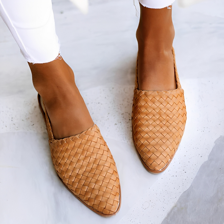 Cassidy Orchard Slingback Flats – Beige