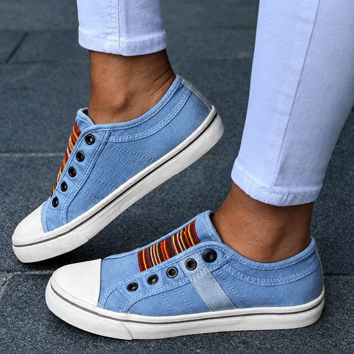 Quinn Glen Slip-On Sneakers – Blue