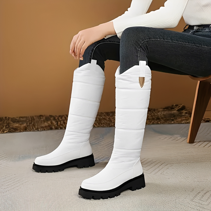 Reese Glen Winter Boots – White