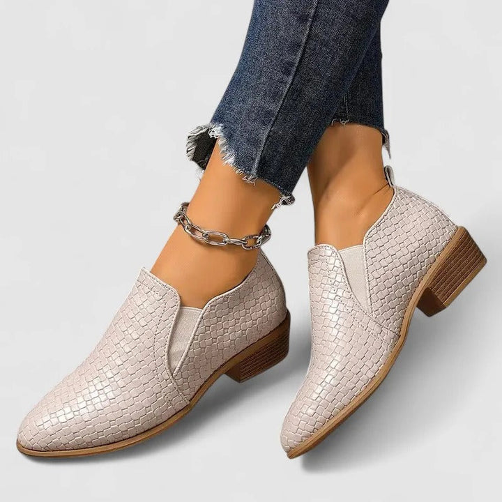 Peyton Orchard Block-Heel Shoes – Gray