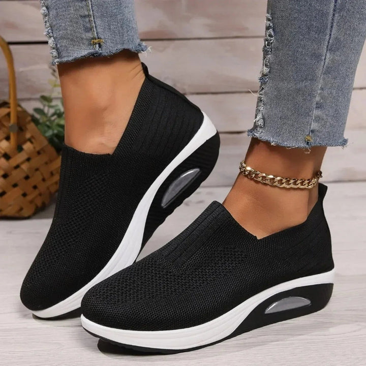Holly Bay Everyday Sneakers – Black