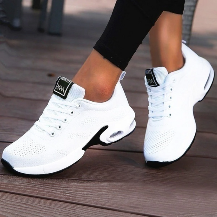 Mallory Bay Everyday Sneakers – White