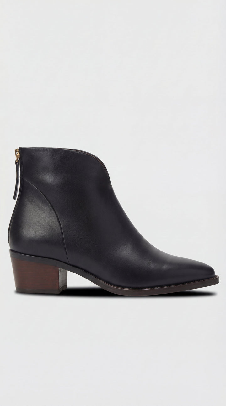 Sloane Orchard Ankle Boots – Black
