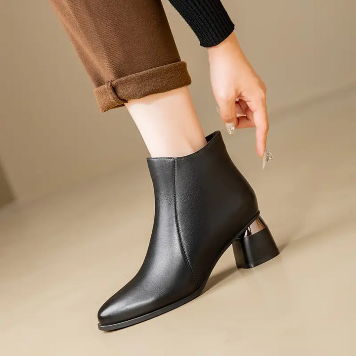 Livia Vista Casual Boots by Steppina