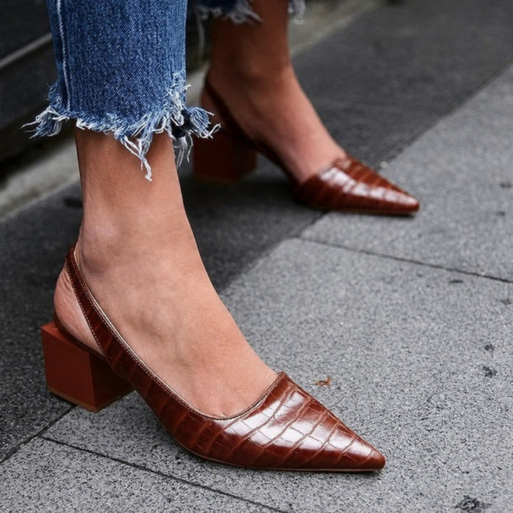 Finley Ridge Slingback Heels – Dark Brown