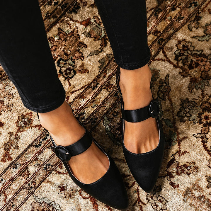 Shelby Glen Pumps – Black