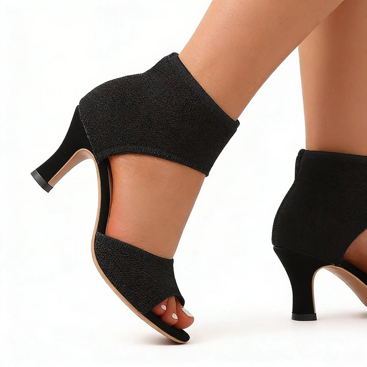 Delaney Bay Pumps – Black